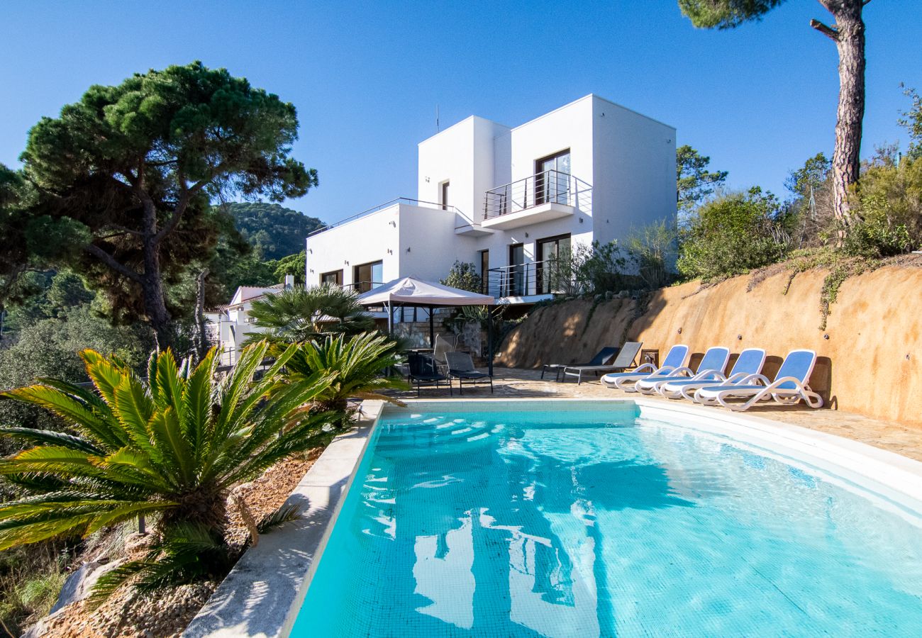 Villa in Lloret de Mar - Villa Lima